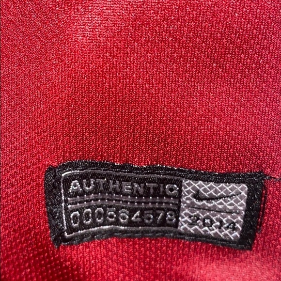 NWOT 2014 Portugal World Cup Jersey - Picture 5 of 8